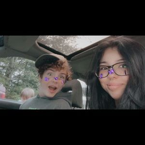 Meet your Posher, Derek